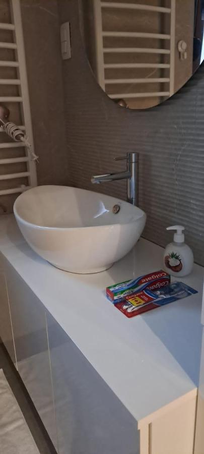 Lux Apartment Jovanovic Tivat Exteriör bild